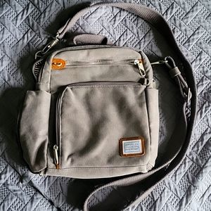 Travelon rfid blocking anti theft bag